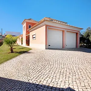 Casa Tulipas Villa